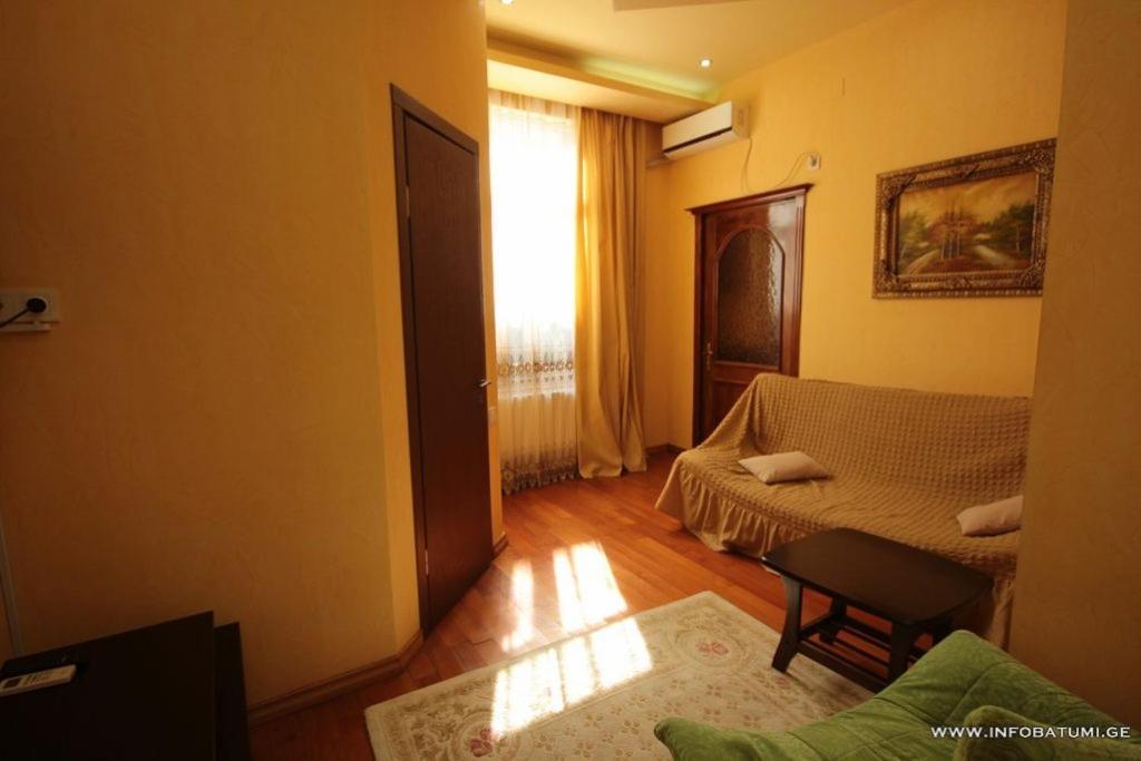 Hotel Black Sea House Batumi Zewnętrze zdjęcie